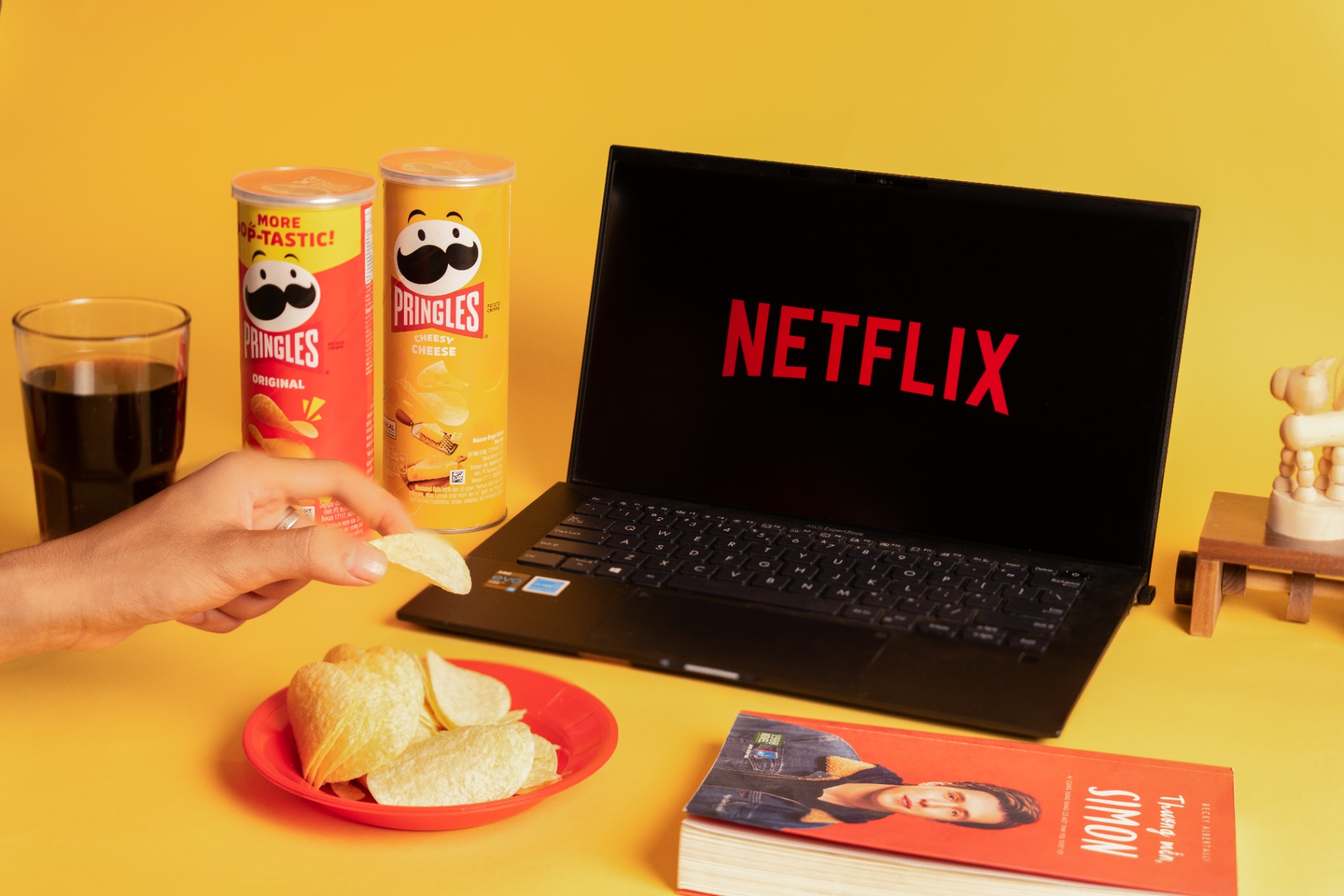 PRINGLES Showcase 2